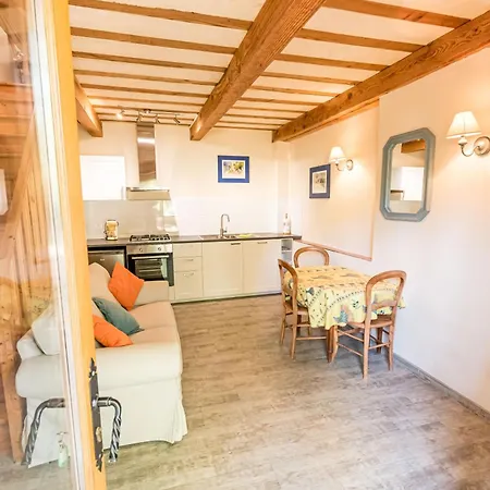 Eloi Merle Guest house 4*